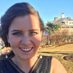 Meet your Posher, Alyssa